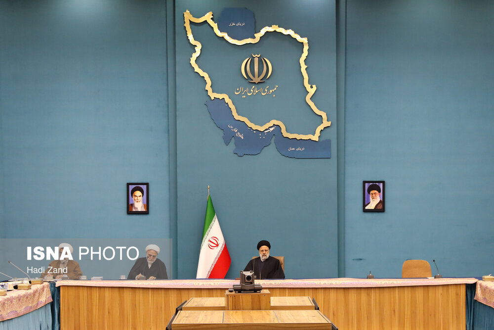 جلسه شورای عالی انقلاب فرهنگی