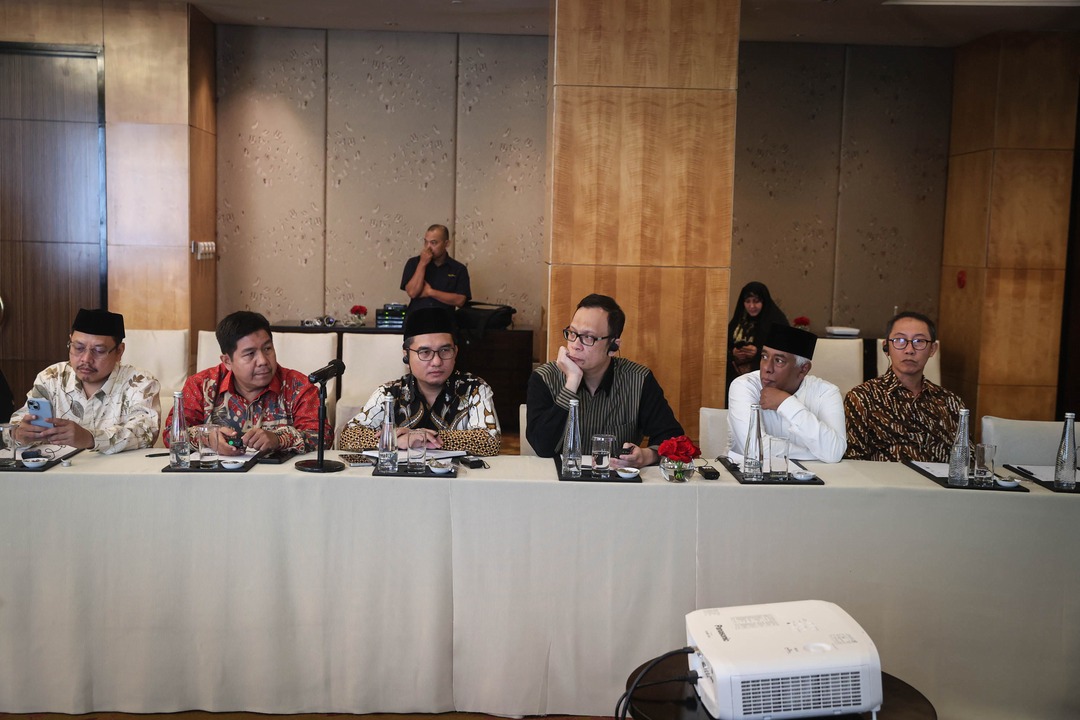 دیدار قالیباف با جمعی از علما و فرهیختگان اندونزیایی در جاکارتا