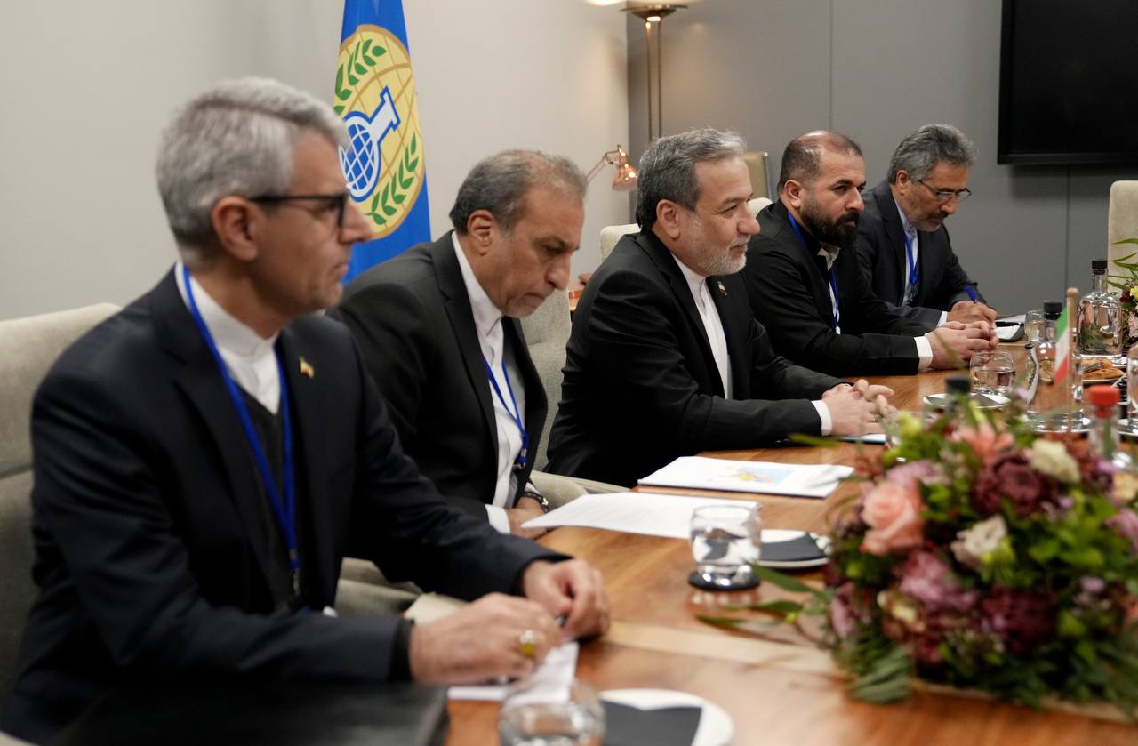 دیدار عراقچی با مدیر کل سازمان منع سلاح‌های شیمیایی