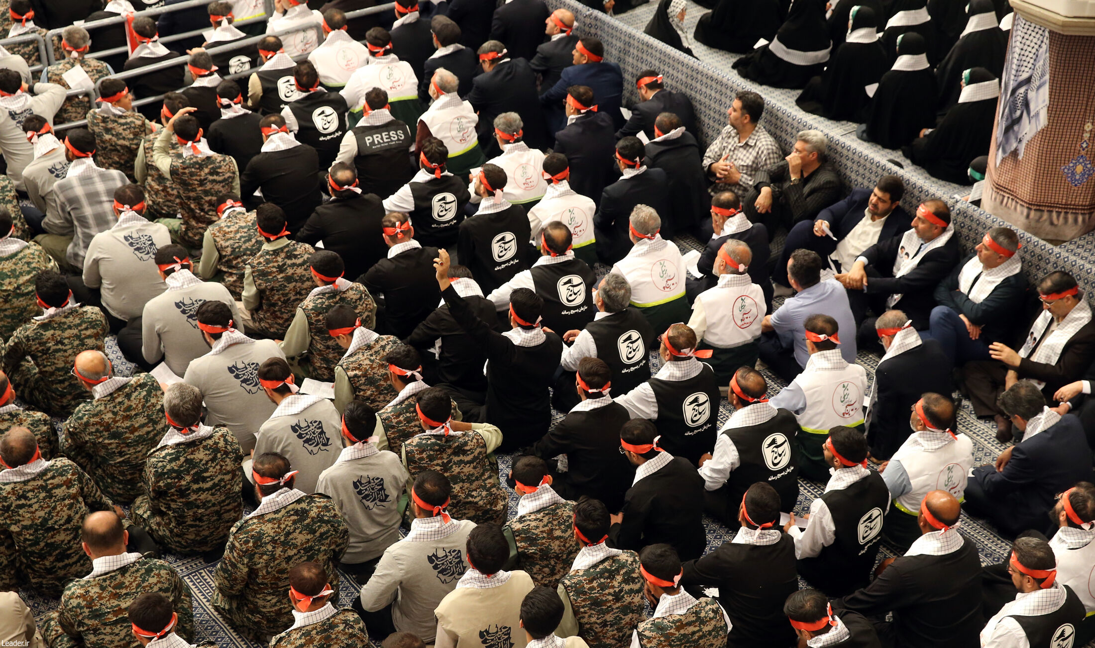 تصاویری از دیدار بسیجیان با رهبر انقلاب