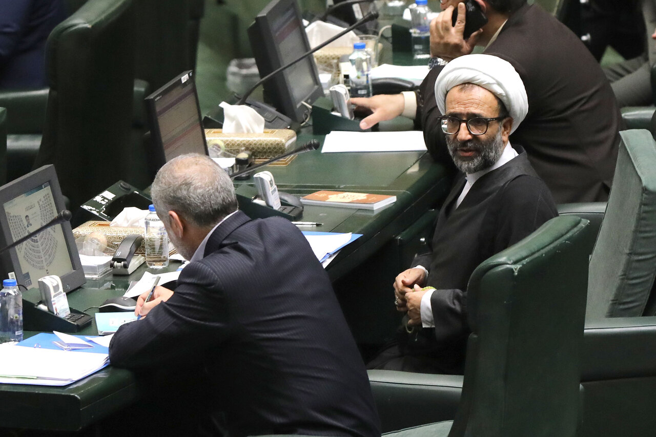 نشست صحن علنی ۱۳ مهر ۱۴۰۴