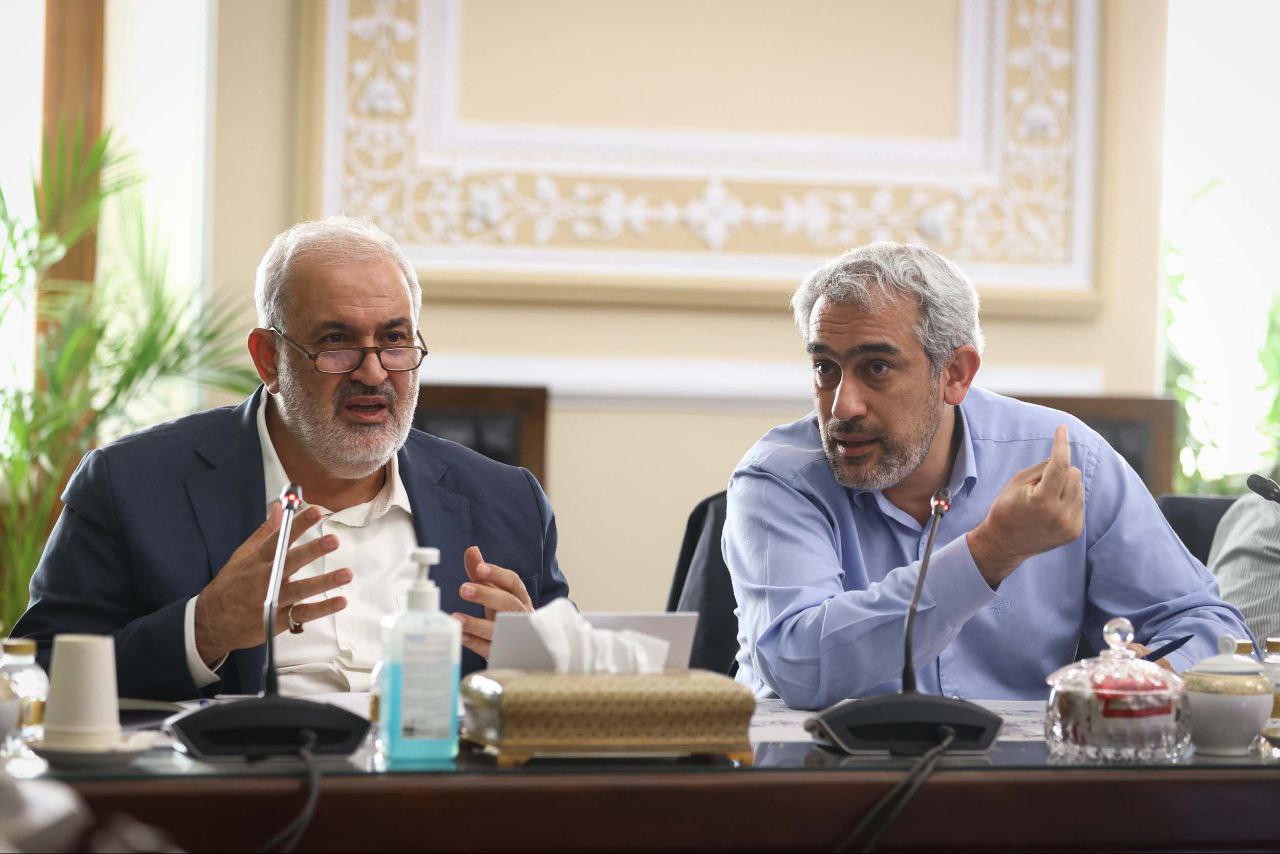 نشست پیگیری رفع موانع توسعه استان گلستان  با حضور قالیباف