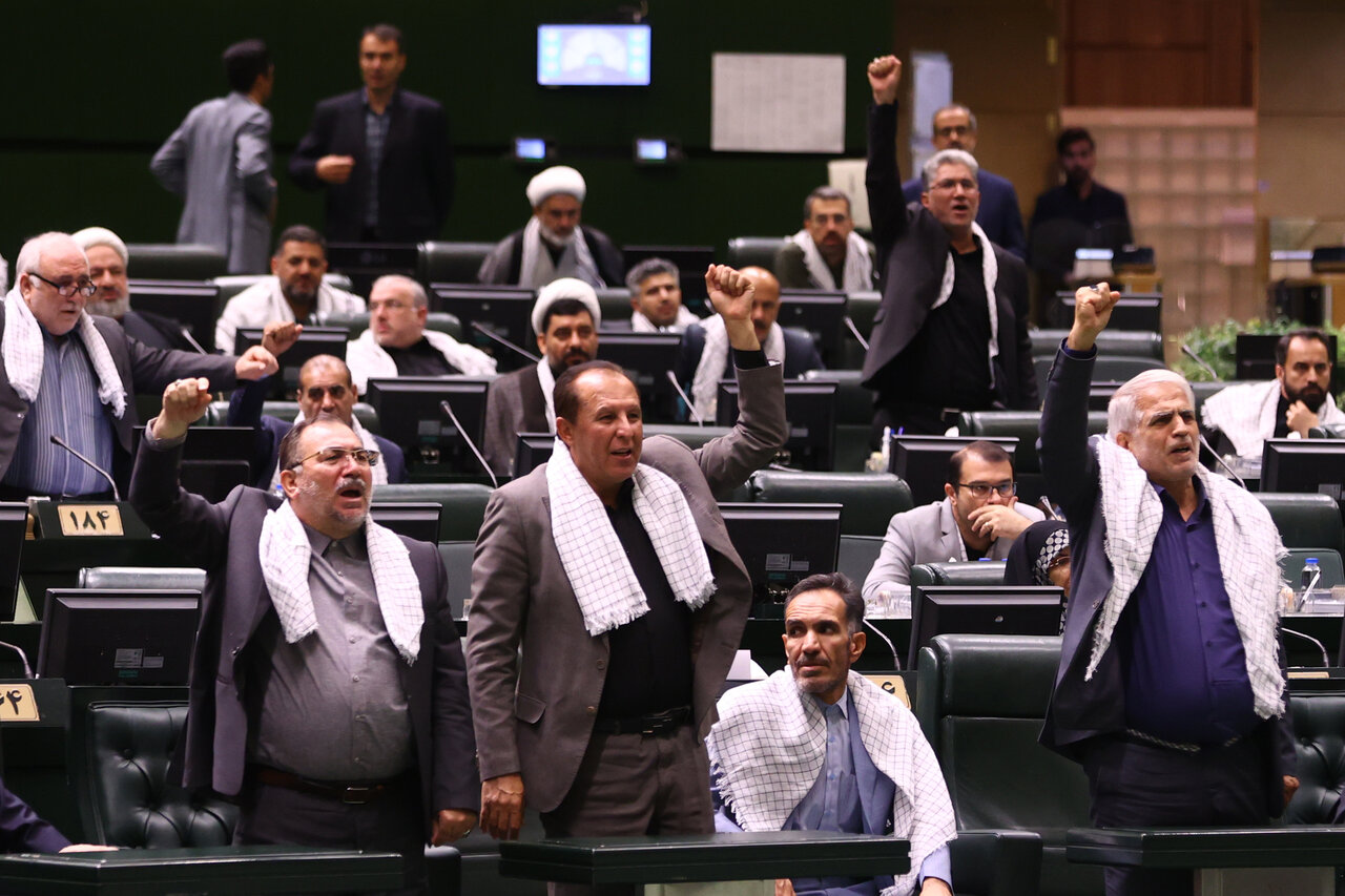 صحن علنی مجلس دوشنبه 26 خرداد