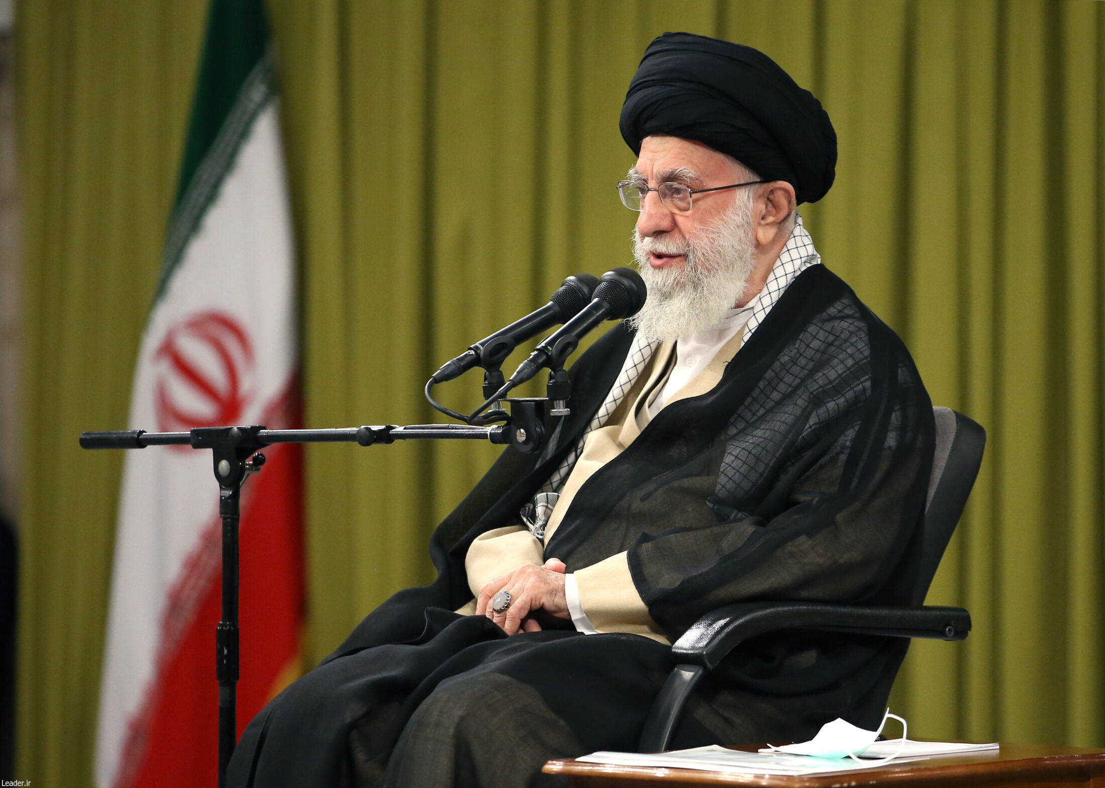 دیدار دست‌اندرکاران کنگره ملی شهدای همدان با رهبر انقلاب