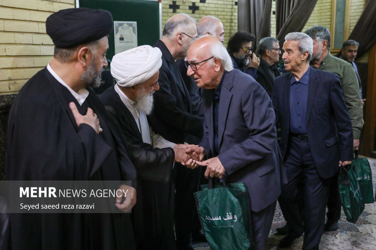 مجلس ترحیم همسر آیت الله سیستانی در تهران