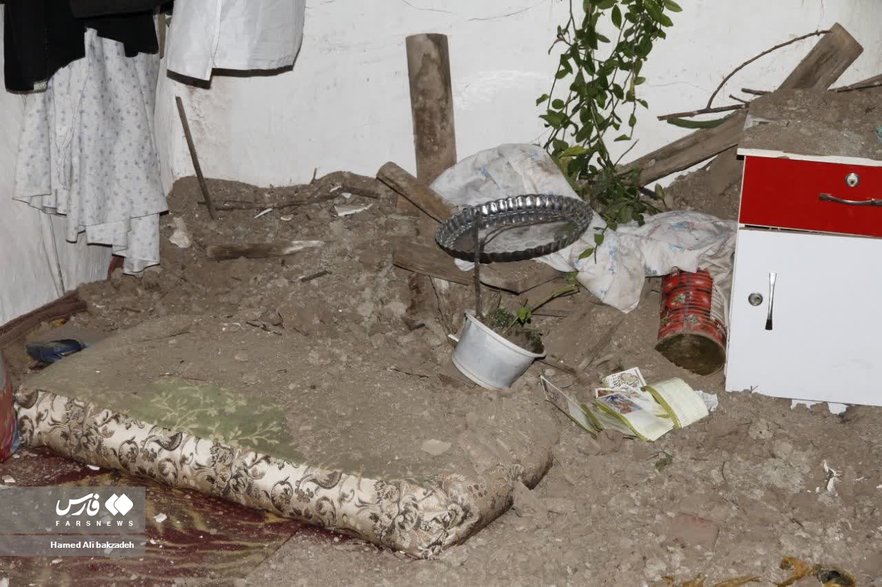 خسارات زلزله خوی