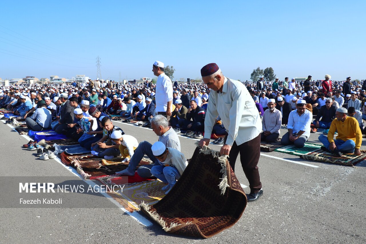 اقامه نماز عید سعید فطر در ترکمن صحرا