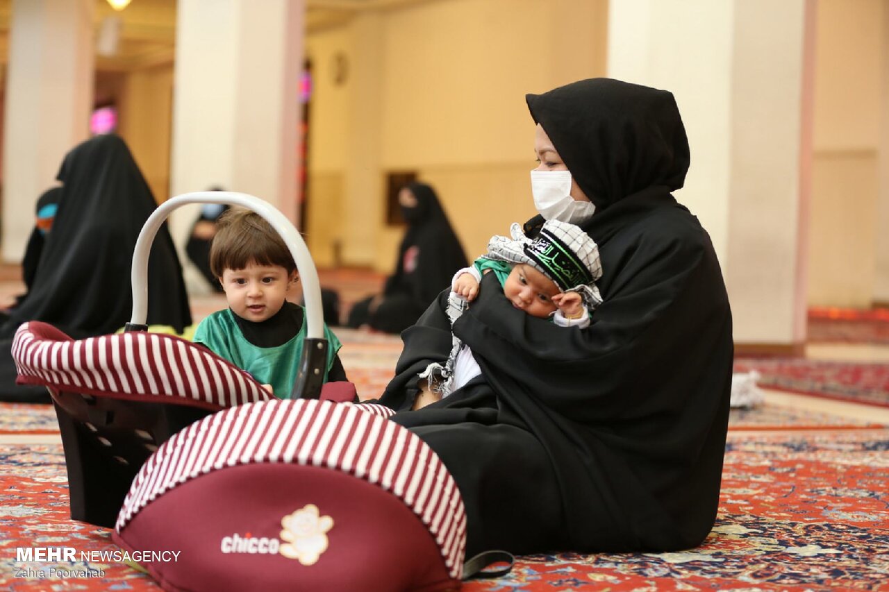 همایش شیرخوارگان حسینی