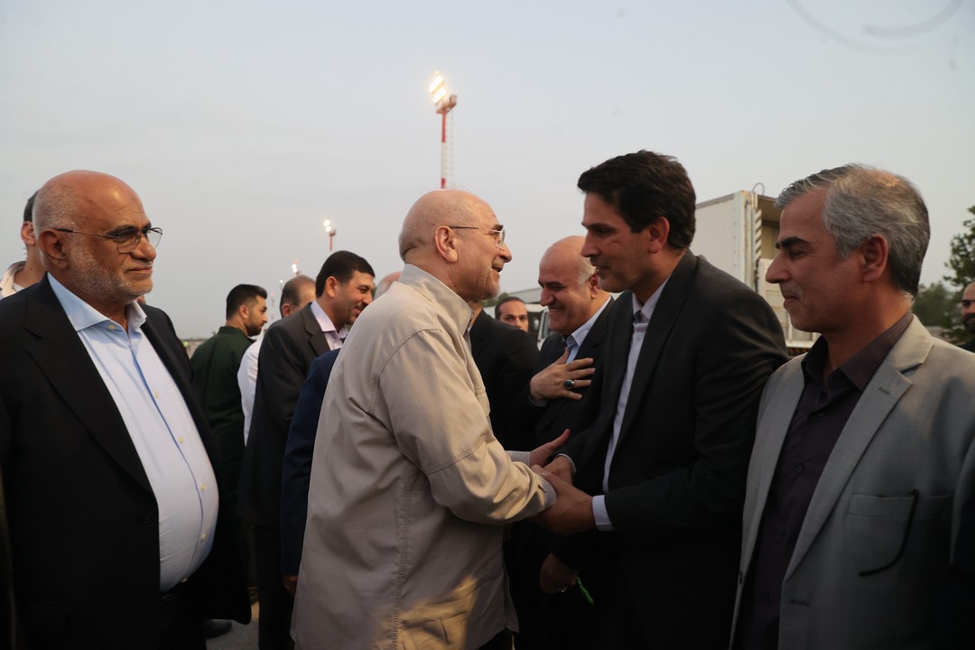  رئیس مجلس در فرودگاه بین المللی آبادان