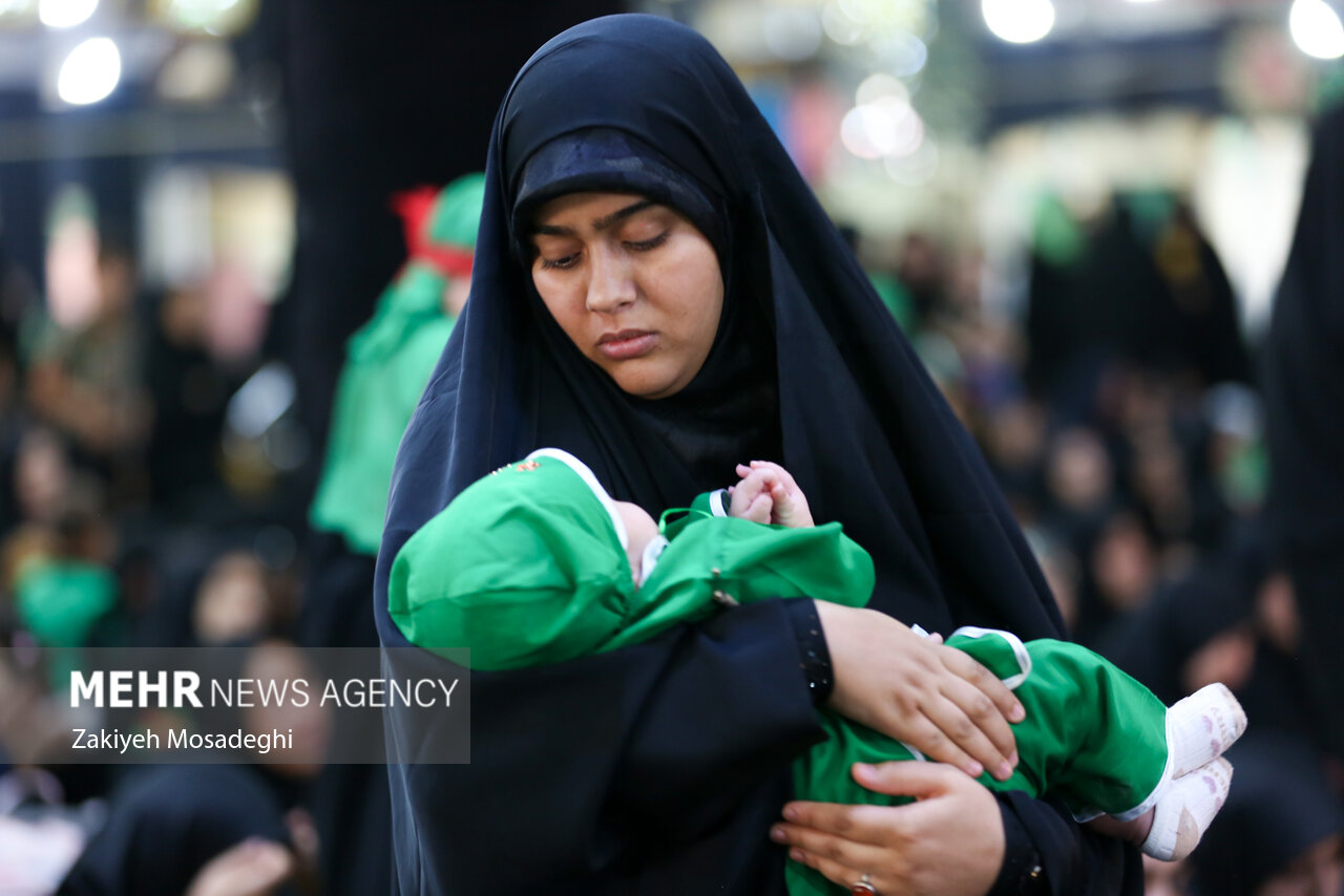 مراسم شیرخوارگان حسینی