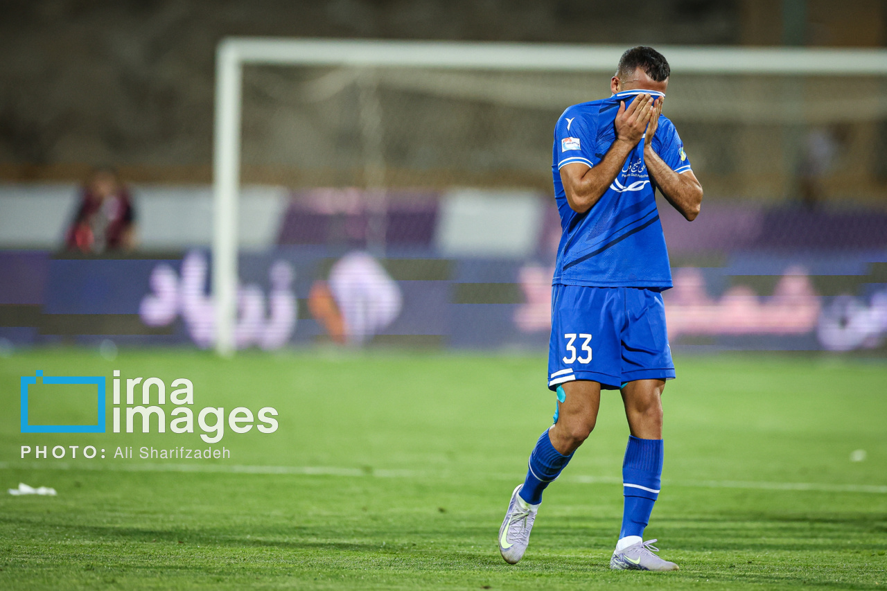 استقلال تهران و فولاد خوزستان