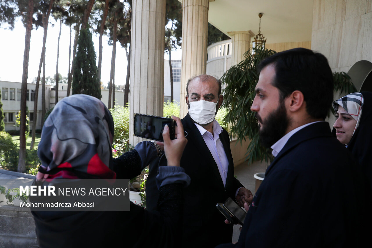 حاشیه جلسه هیئت دولت