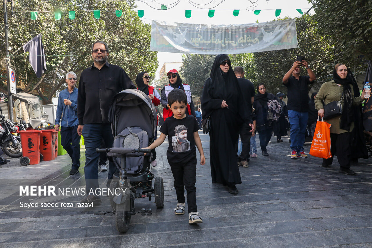  مراسم پیاده‌روی جاماندگان اربعین