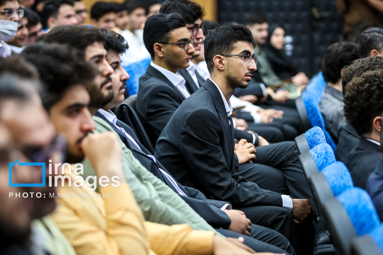 تجلیل از مدال آوران المپیاد ۲۰۲۵ 