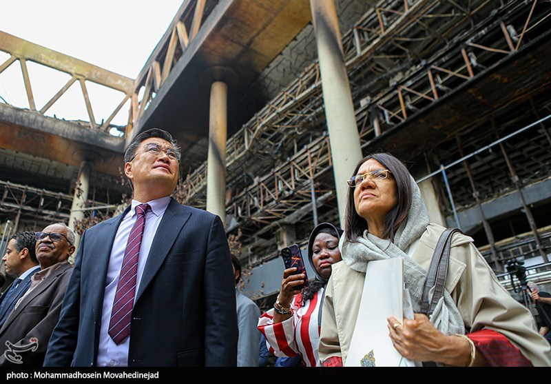 بازدید سفرا از ساختمان شیشه ای صداوسیما