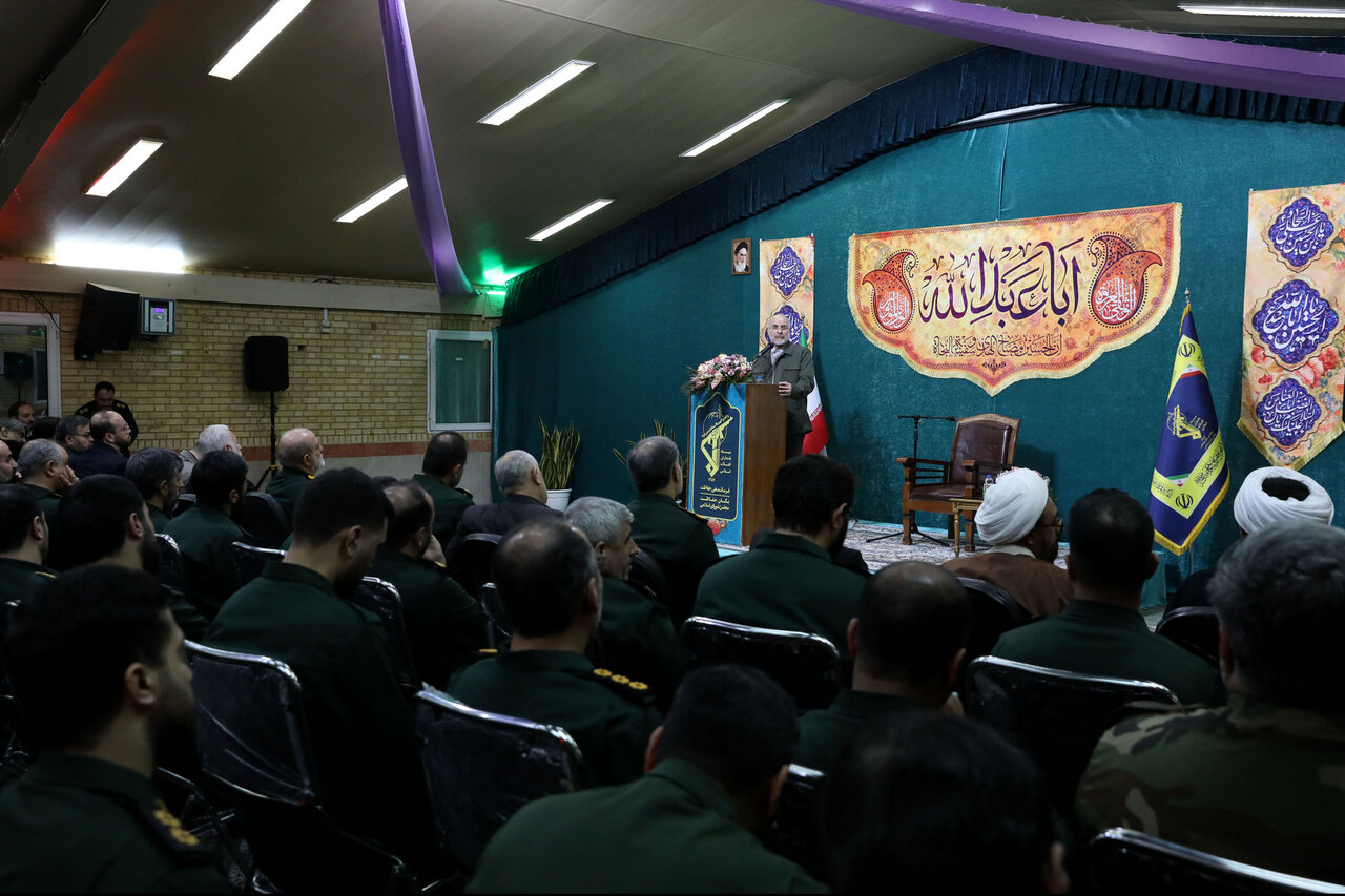 حضور قالیباف در جمع پاسداران یگان حفاظت مجلس