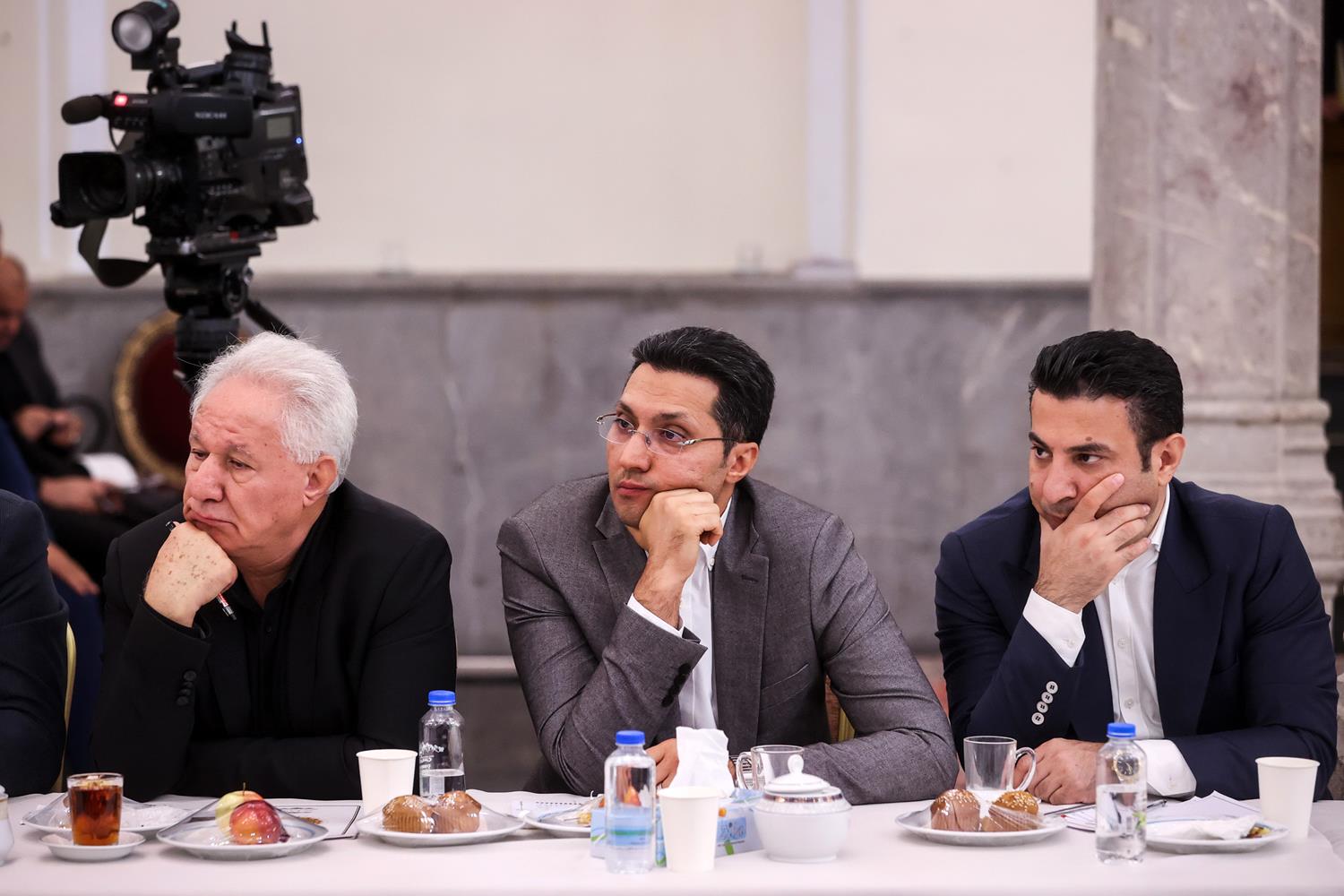 دیدار مجمع ملی کارآفرینان با قالیباف