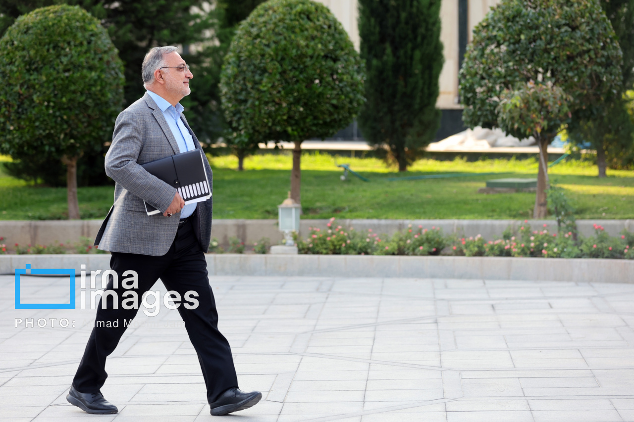 اعضای هیأت دولت در جمع خبرنگاران - ۵ مرداد ۱۴۰۴