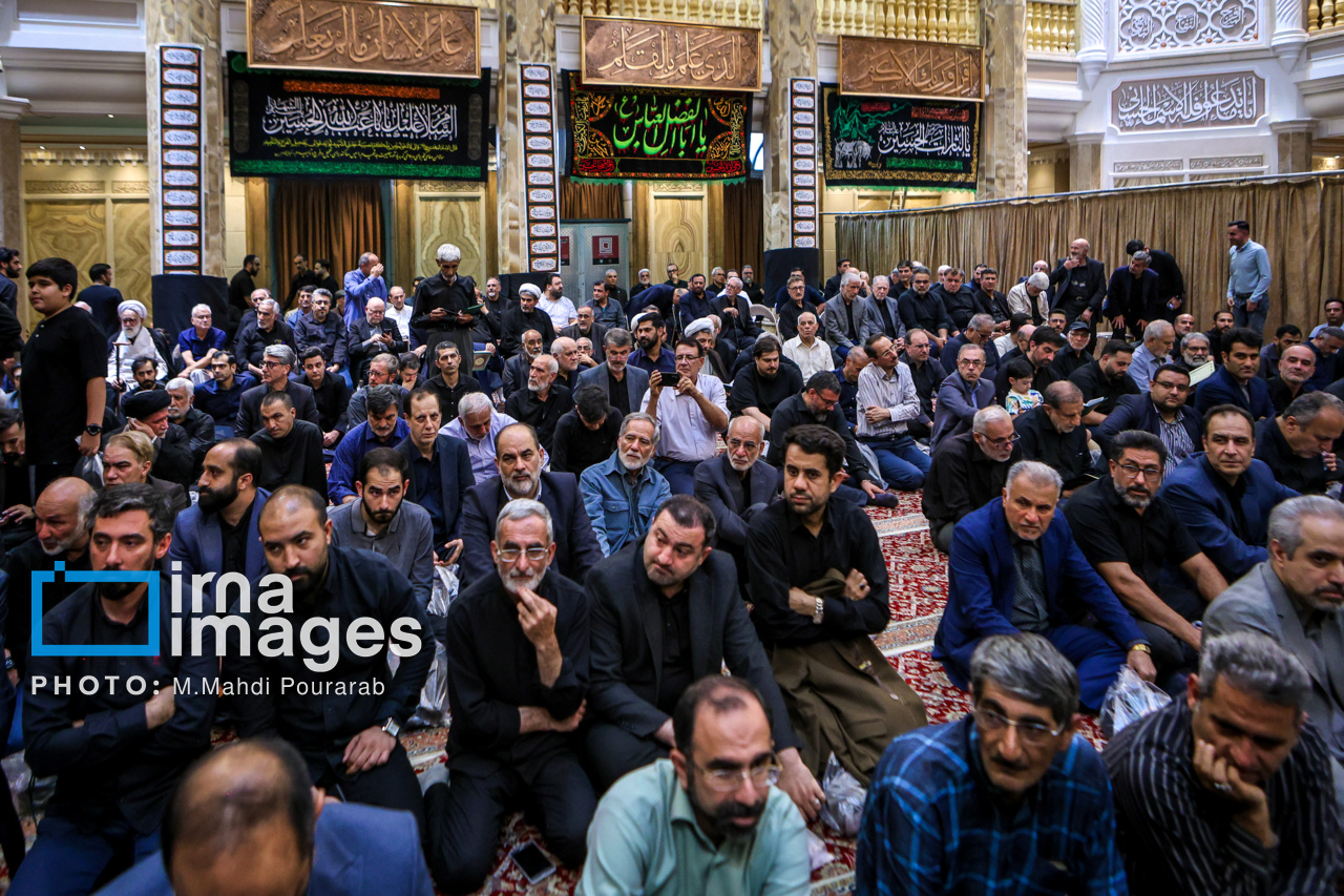 قالیباف و پزشکیان در مجلس ترحیم احمد توکلی