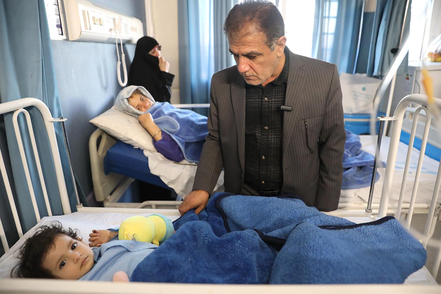 عیادت نمایندگان از مجروحان حادثه تروریستی کرمان