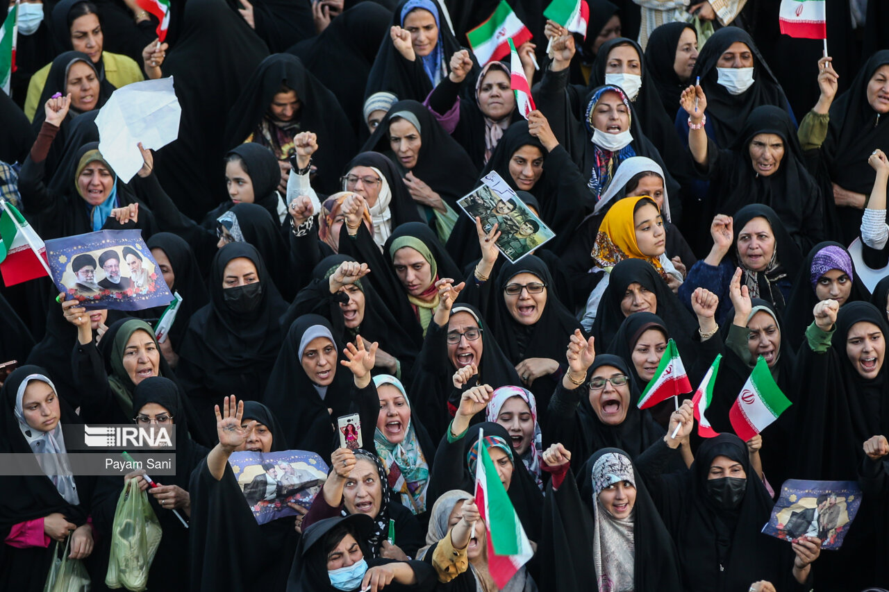 سخنرانی رئیس جمهور در جمع مردم شیراز