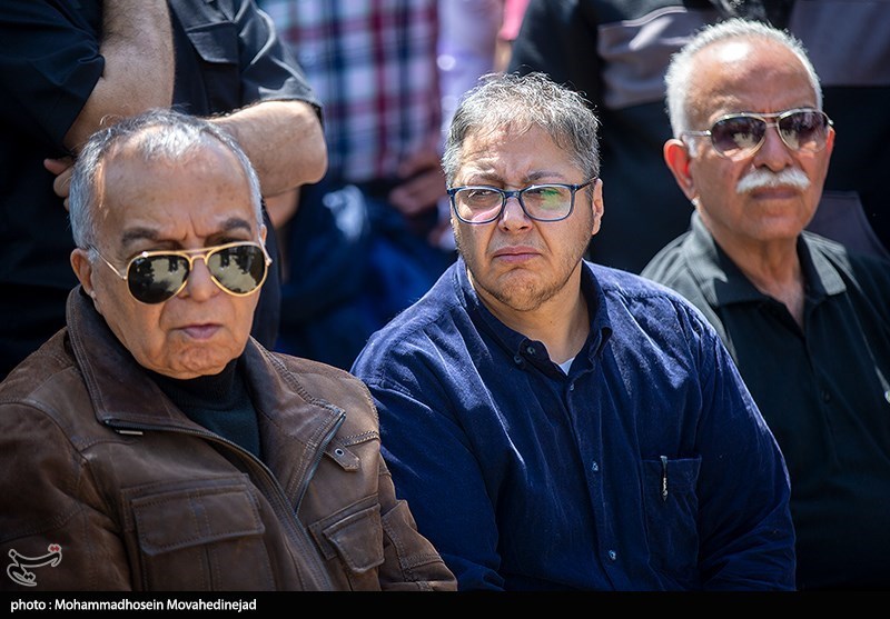 مراسم خاکسپاری مرحوم کیومرث پوراحمد