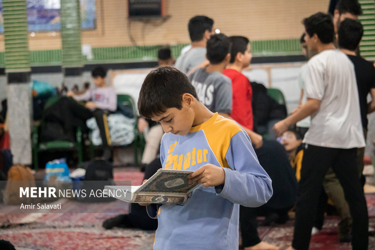 اعتکاف دانش آموزی