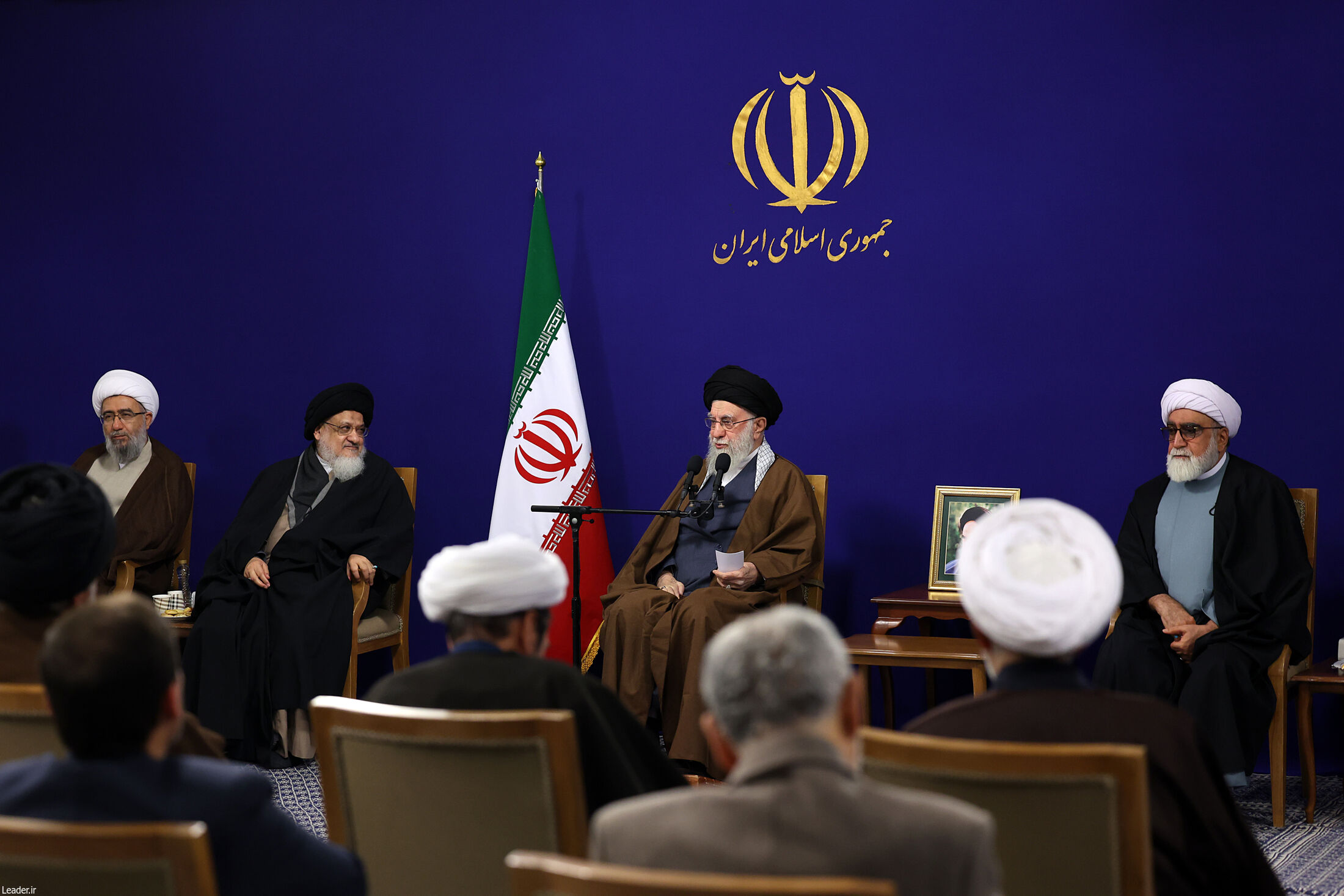 دیدار اعضای کنگره بزرگداشت آیت‌الله میلانی با رهبر انقلاب