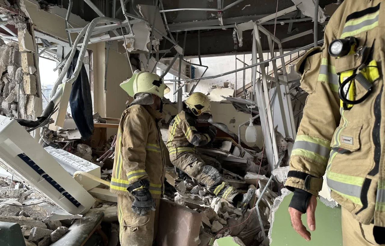 حادثه انفجار گاز در یکی از طبقات برج پامچال