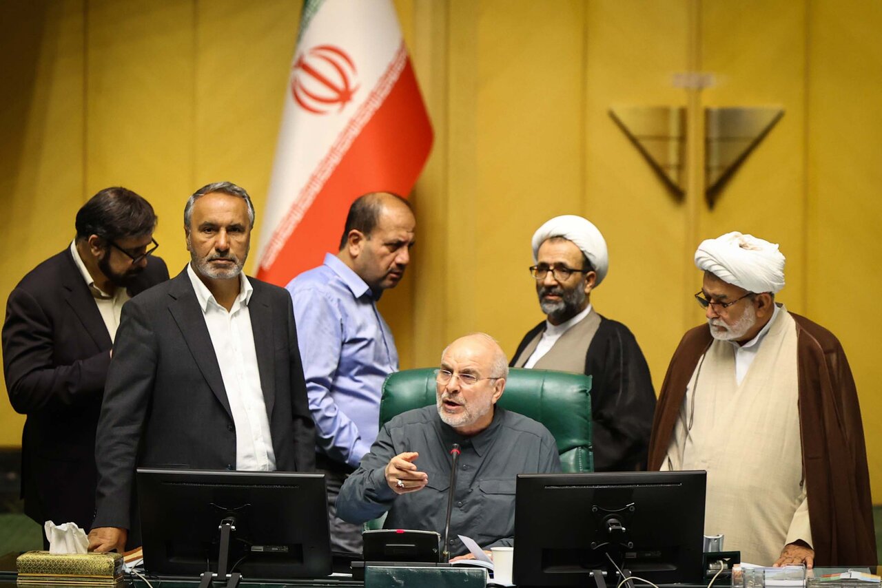 صحن علنی یکشنبه ۴ شهریورماه مجلس