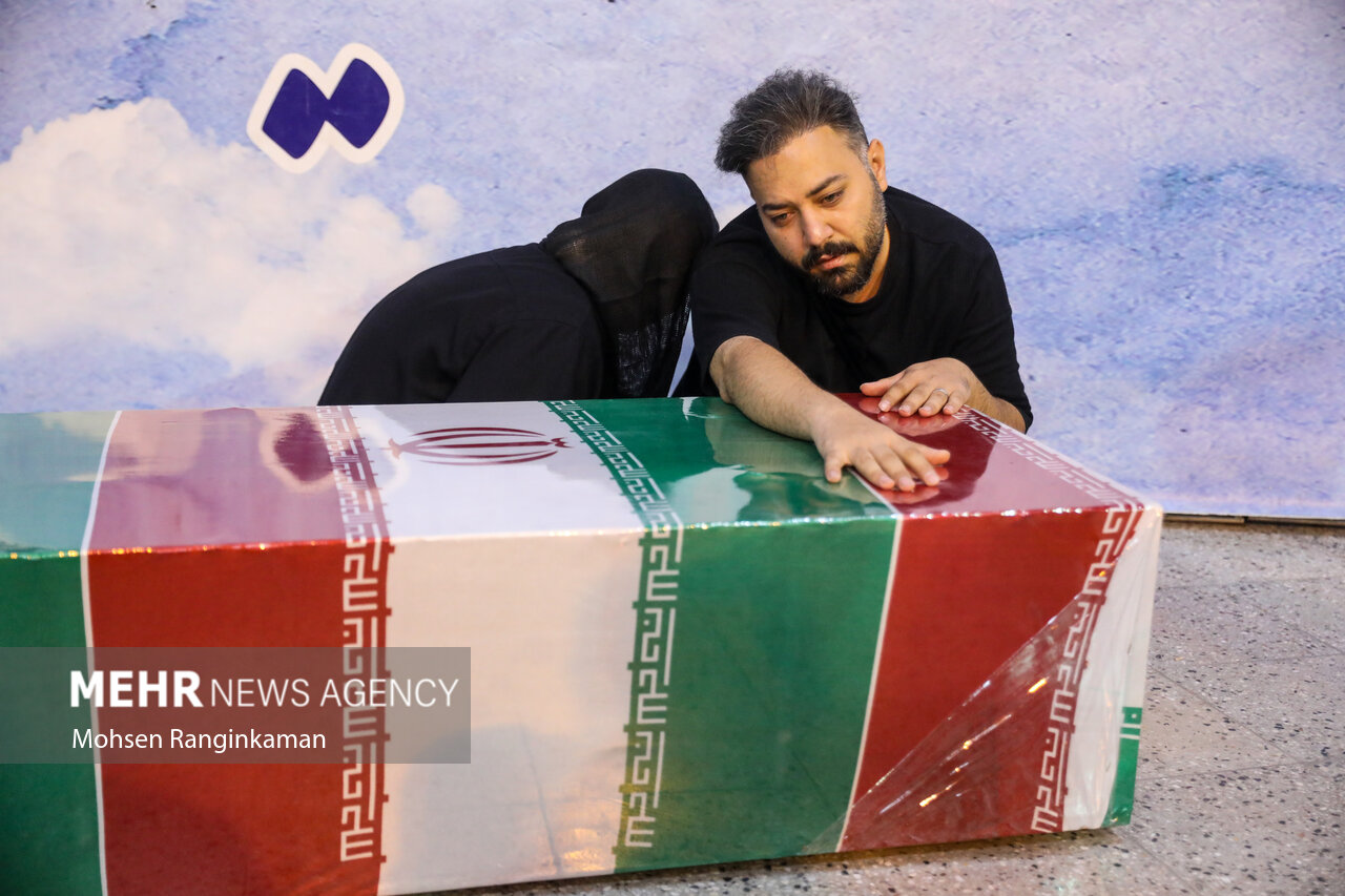 تشییع و تدفین پیکر شهدای حملات رژیم صهیونیستی در تهران