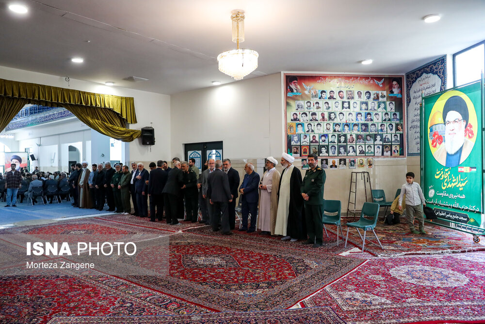 مراسم اولین سالگرد شهادت سردار زاهدی و همراهان