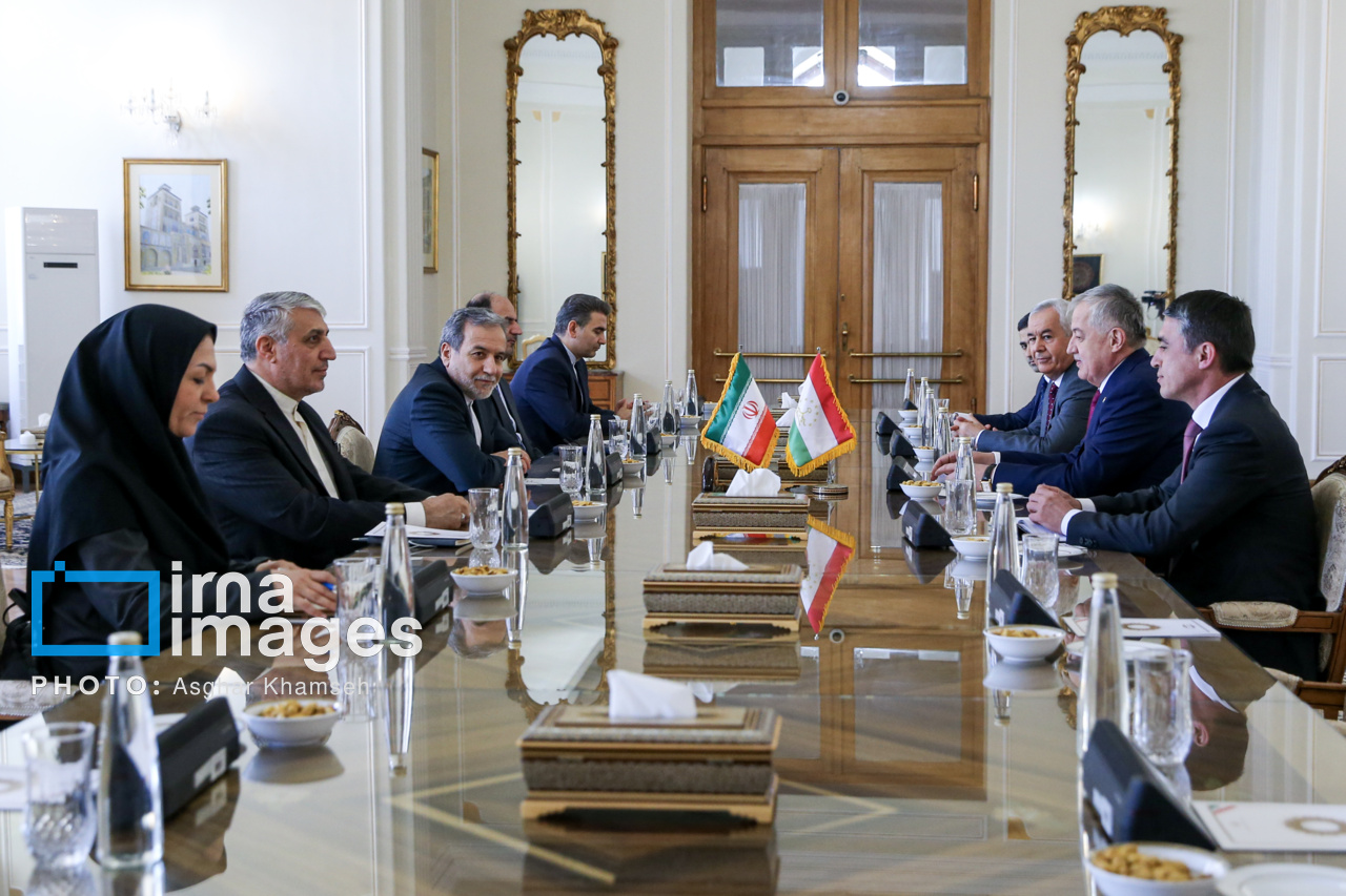 دیدارهای وزیر امور خارجه - ۲۷ اردیبهشت ۱۴۰۴