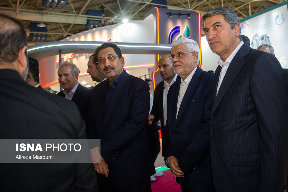 بازدید عارف از نمایشگاه ایران اکسپو ۲۰۲۵