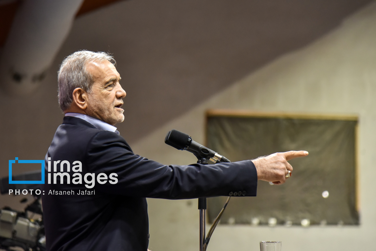 سفر رئیس جمهور به بوشهر