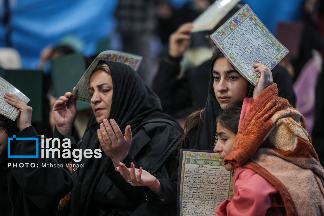  امامزاده پنج تن لویزان