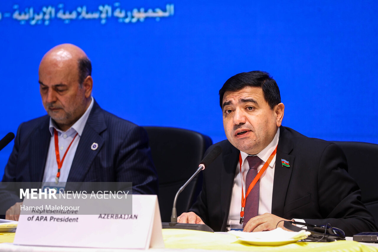 سفر رئیس مجلس به مشهد مقدس