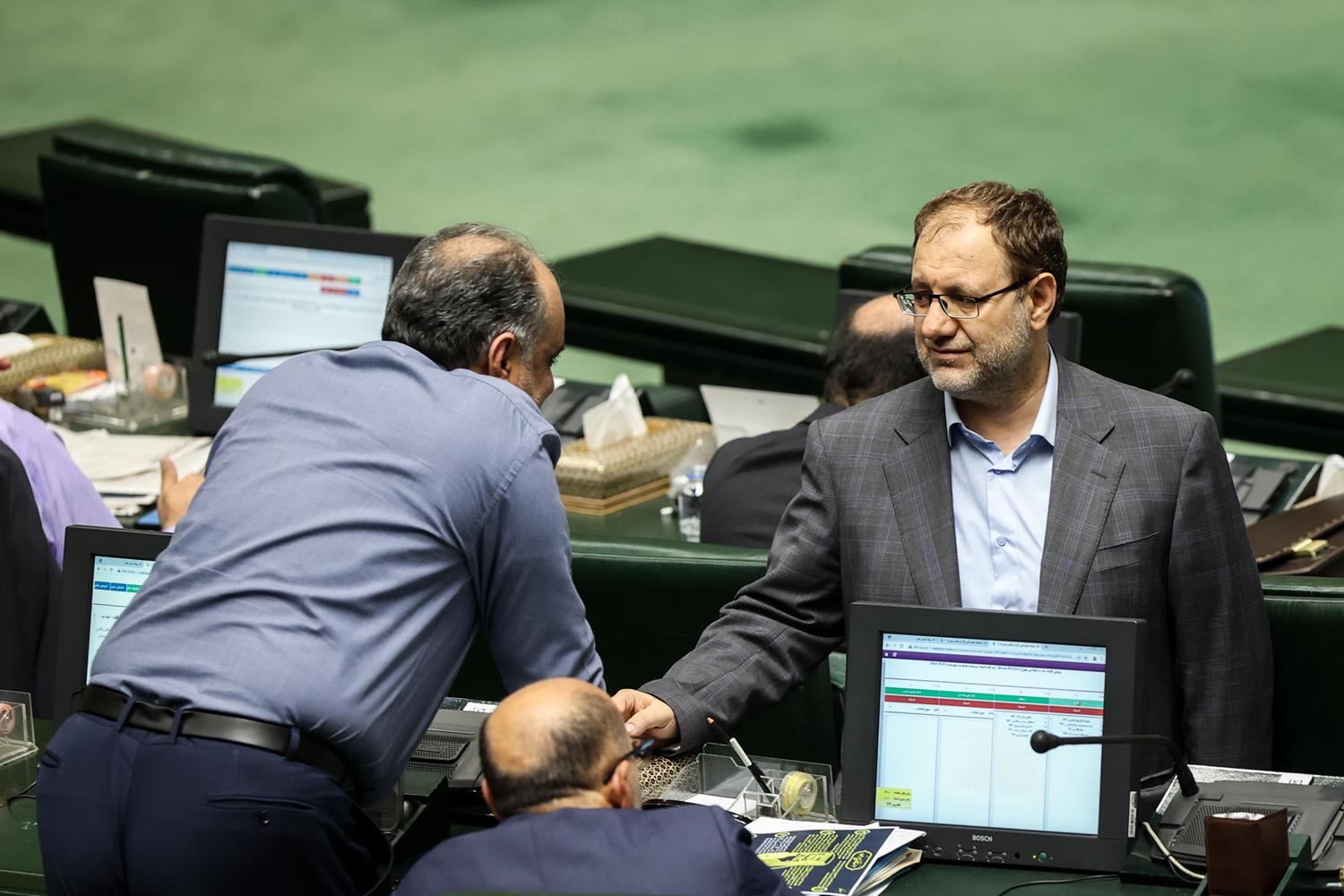 چهل و سومین نشست بررسی برنامه هفتم توسعه در صحن علنی مجلس