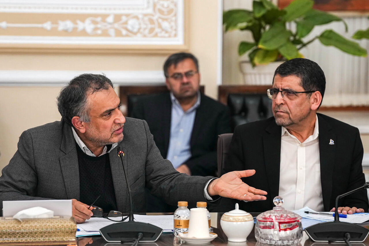 دیدار وزیر علوم و جمعی از رؤسای دانشگاه‌ها با قالیباف