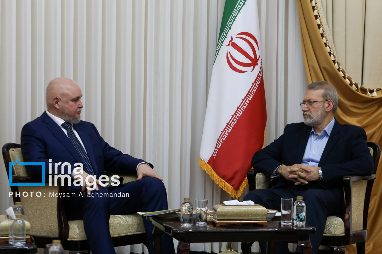 دیدار وزیر انرژی روسیه با لاریجانی