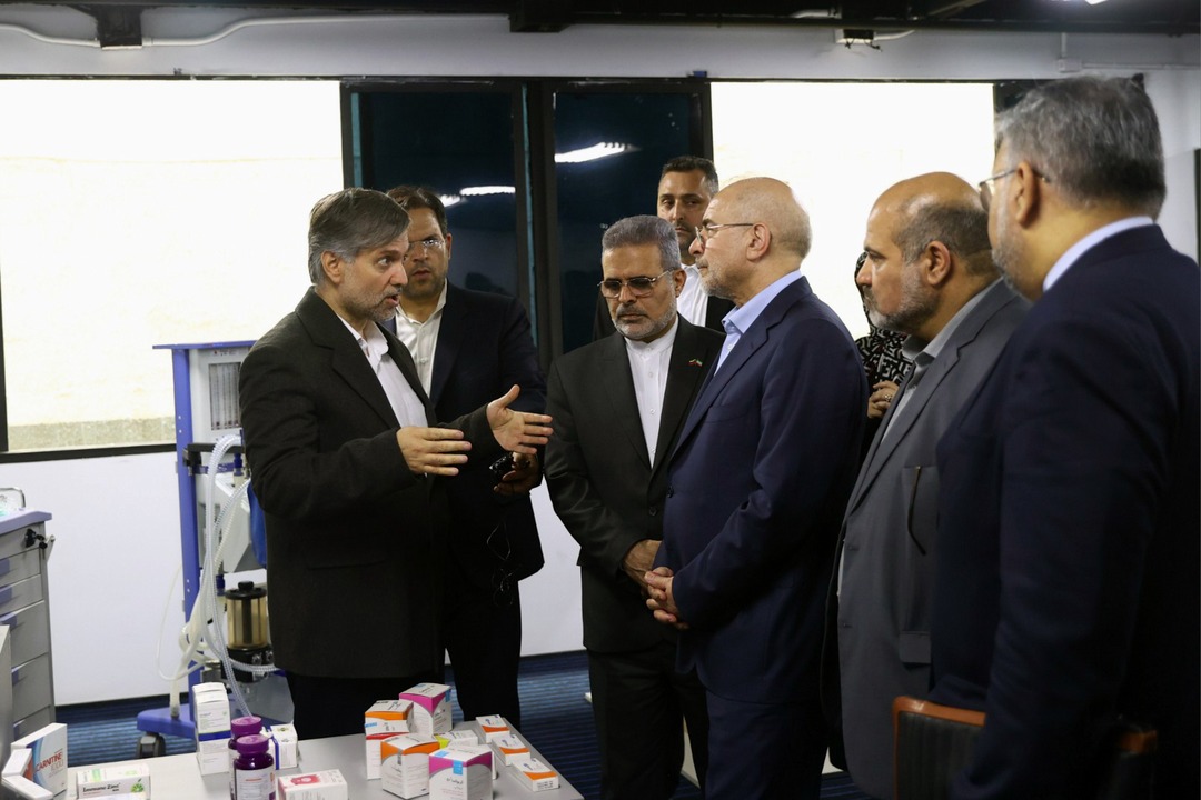 بازدید قالیباف از نمایشگاه دستاوردهای فن آوری جمهوری اسلامی در کاراکاس