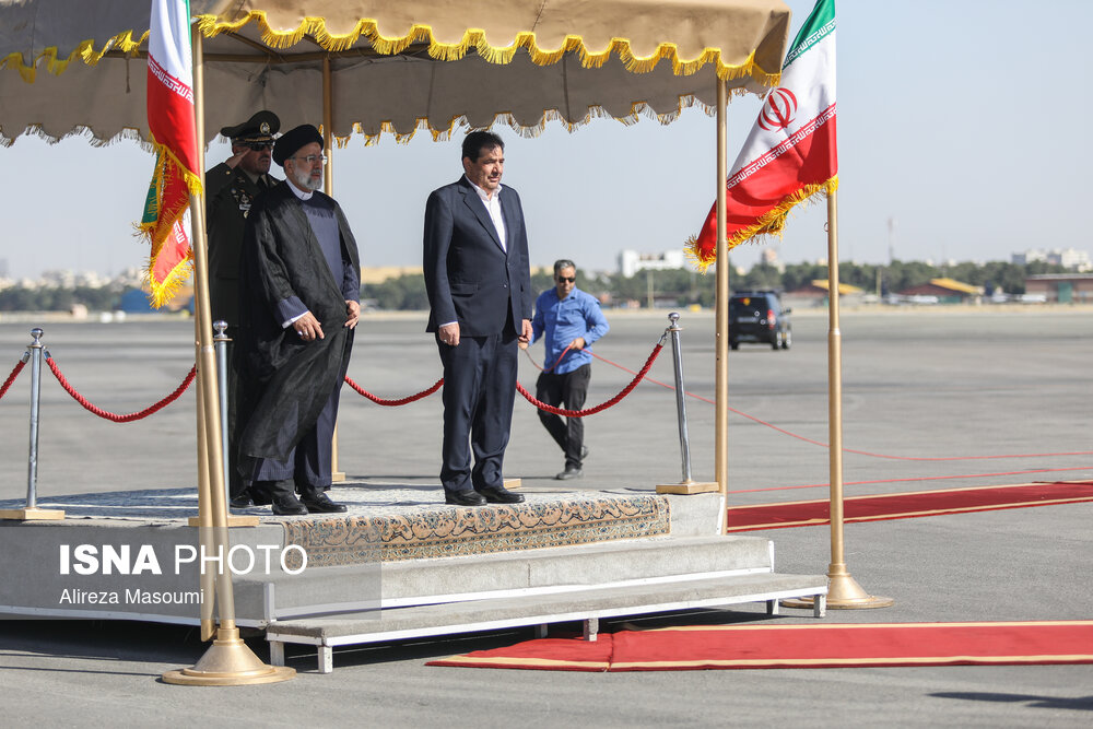 مراسم استقبال از رئیس جمهوری در بازگشت از آمریکای لاتین