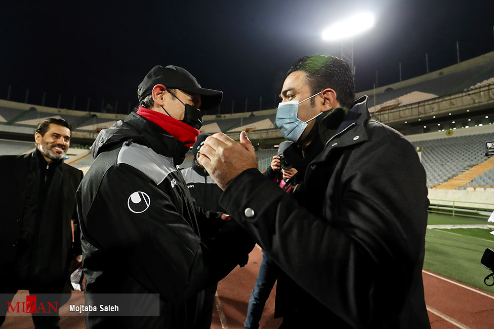 دیدار تیم‌های پرسپولیس و فولاد 