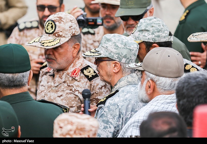 بازدید سرلشکر باقری از قرارگاه منطقه‌ای عاشورا 
