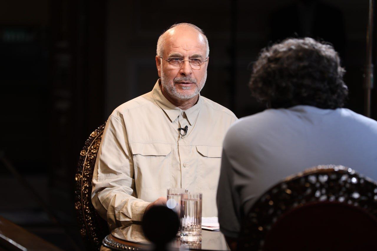 حضور قالیباف در برنامه «ماجرای جنگ»