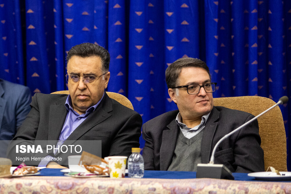 نشست بررسی راهکارهای تحقق انسجام ملی با حضور پزشکیان