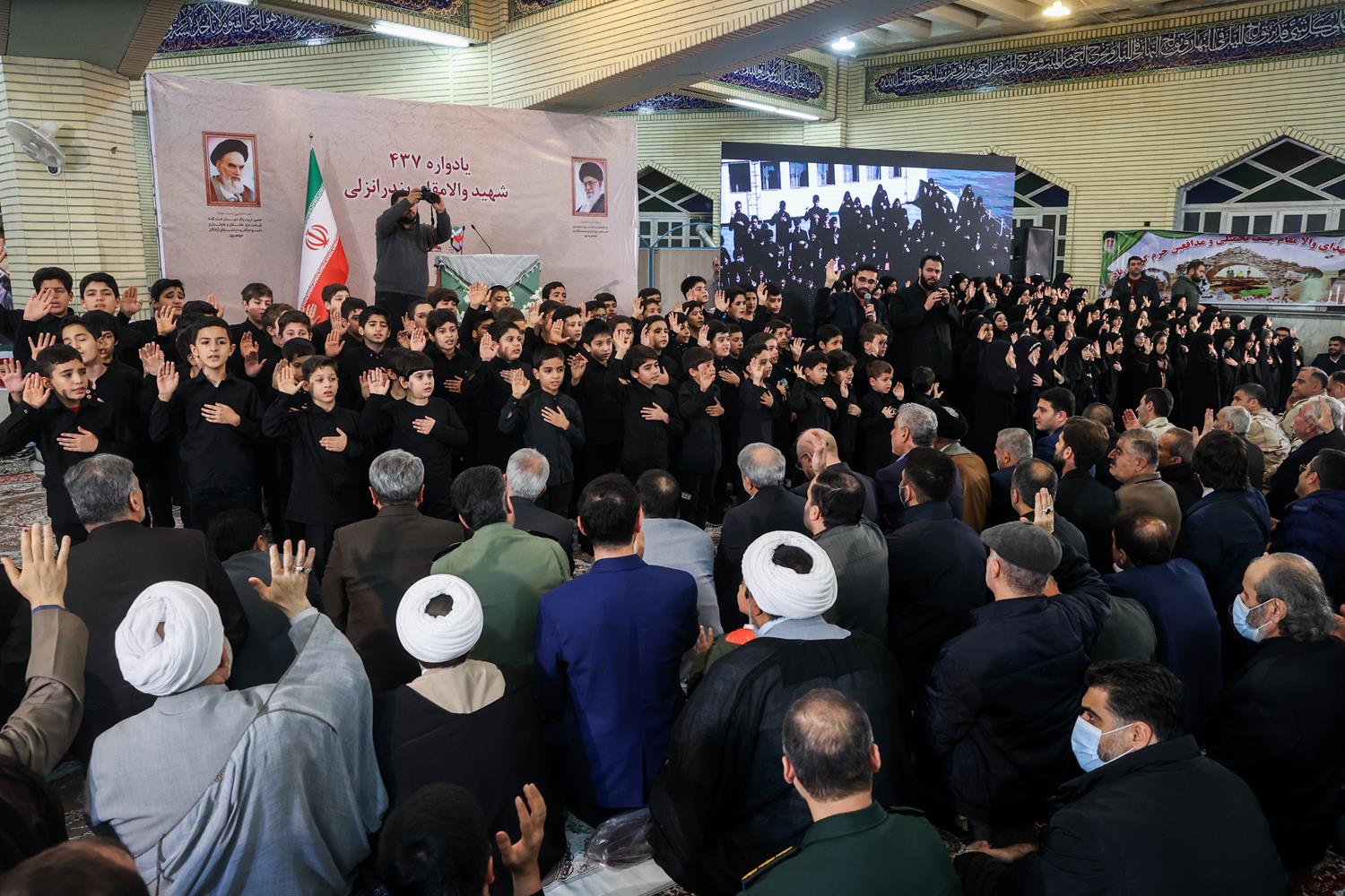 یادواره ۴۳۷ شهید والامقام بندرانزلی با حضور قالیباف