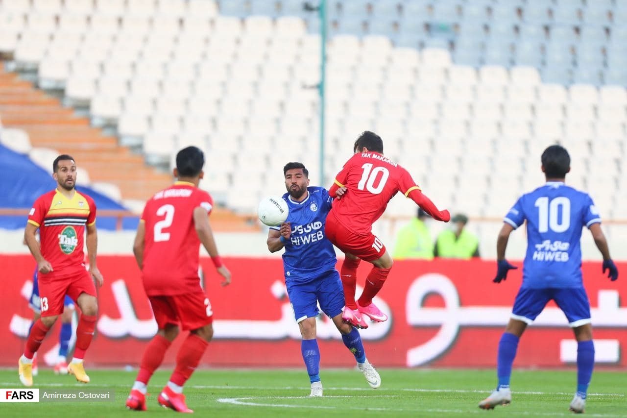 بازی جذاب استقلال مقابل فولاد در آزادی