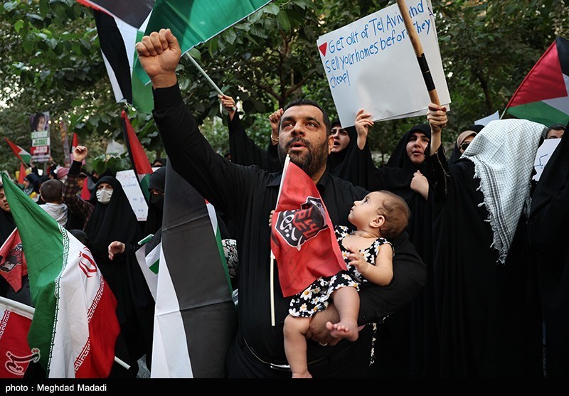 تجمع مردمی مقابل دفتر سازمان ملل در تهران