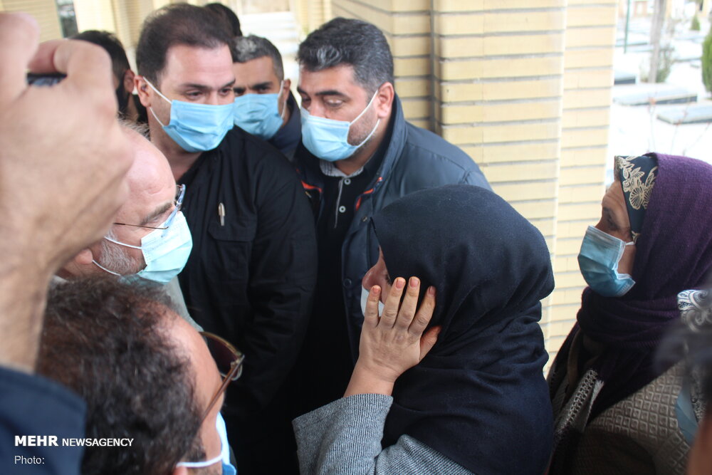 حضور قالیباف در گلزار شهدای سنندج